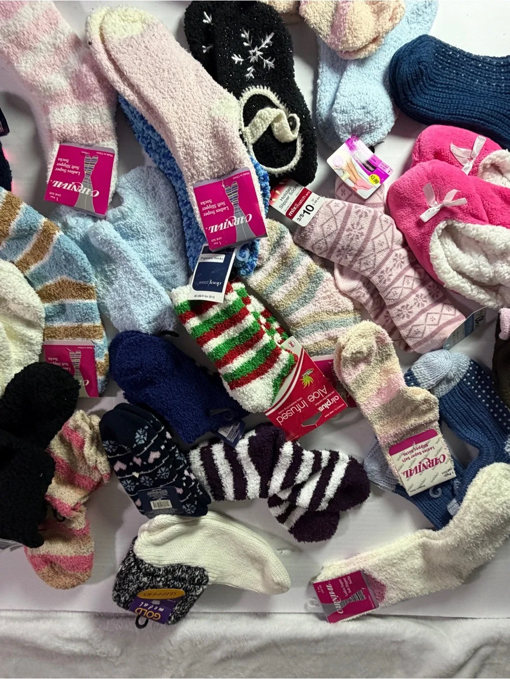 New Cozy Women’s Plush Fuzzy Socks - Pink & Multi-Color Assortment 25 pairs!!